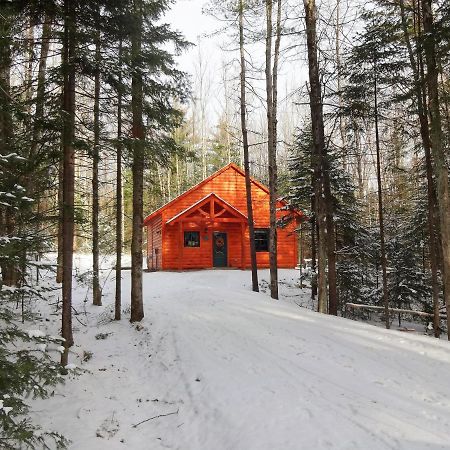Robert Frost Mountain Cabins ミドルベリー エクステリア 写真