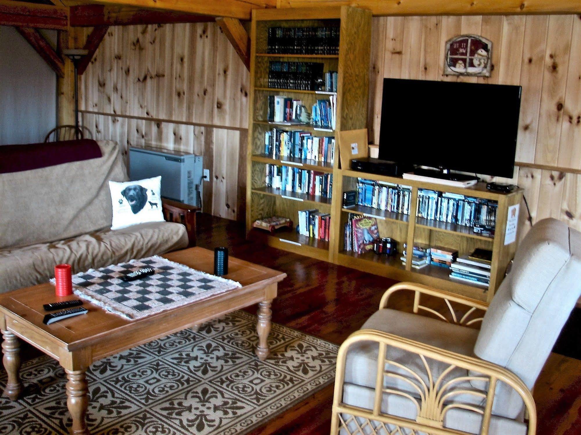Robert Frost Mountain Cabins ミドルベリー エクステリア 写真