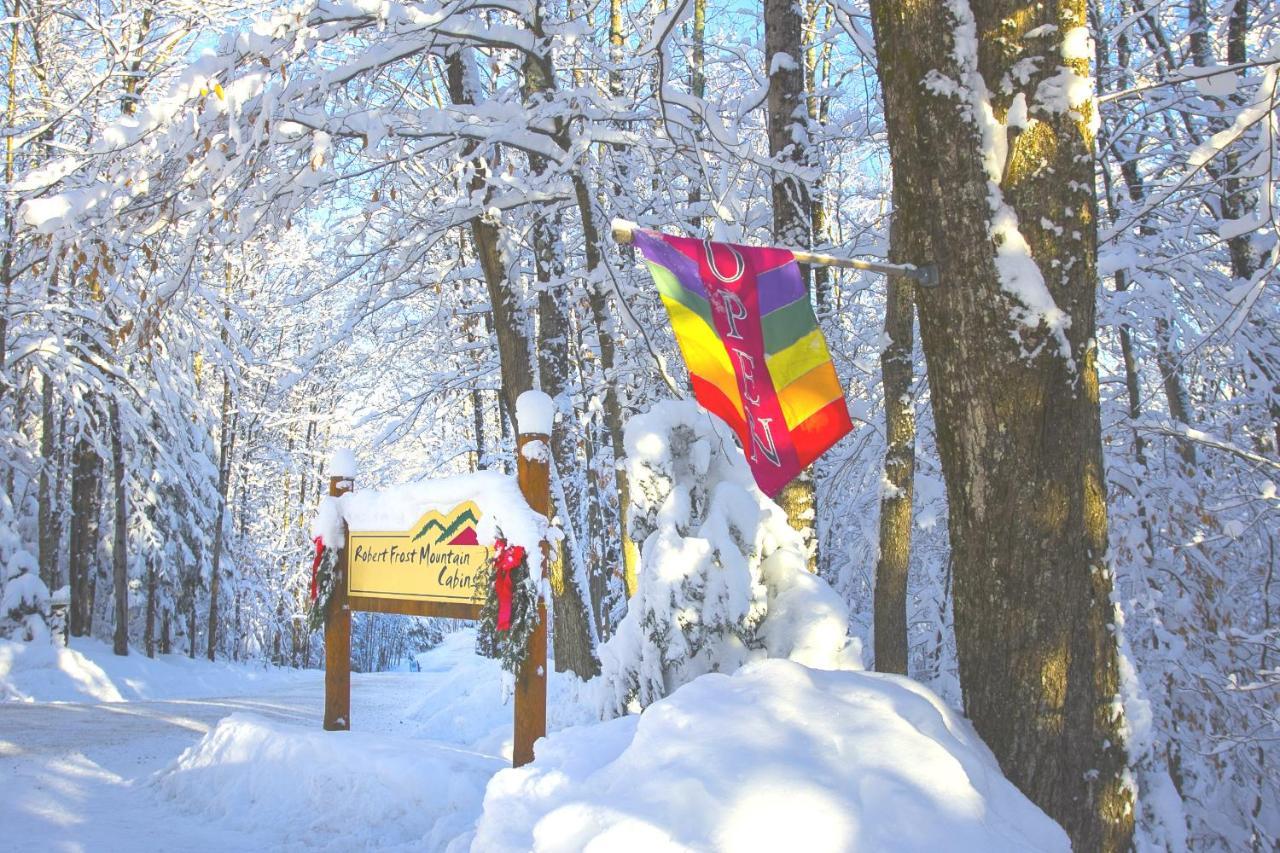 Robert Frost Mountain Cabins ミドルベリー エクステリア 写真